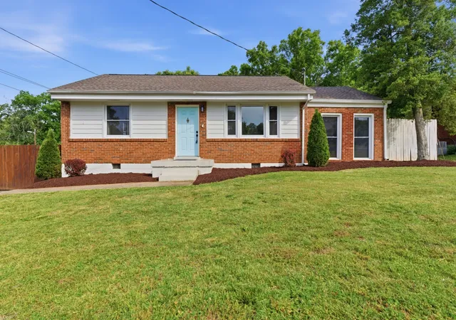 Photo 1 of Single family home for sale at 620 Templewood Dr, Nashville, TN 37214 | MLS# 3526060 | Listing updated on 2026-09-01