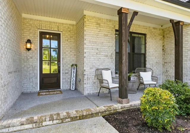 Photo 2 of Single family home for sale at 805 Saddle Ridge Dr, Mount Juliet, TN 37122 | MLS# 3530365 | Listing updated on 2026-09-01
