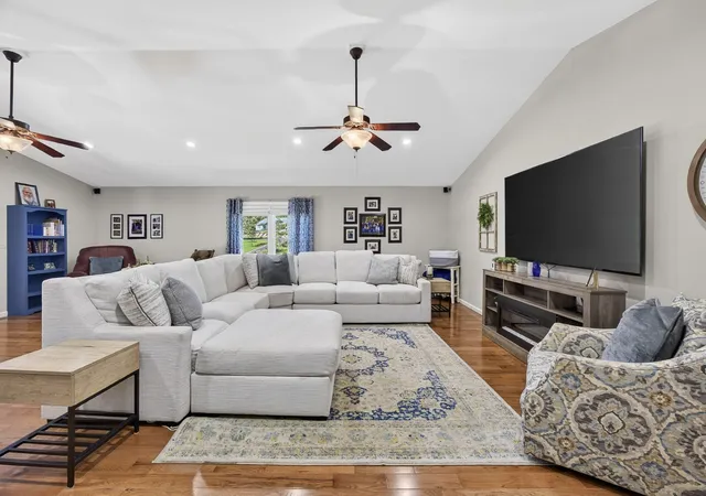 Photo 3 of Single family home for sale at 2600 Pine Valley Rd, Cookeville, TN 38506 | MLS# 3528301 | Listing updated on 2026-10-23