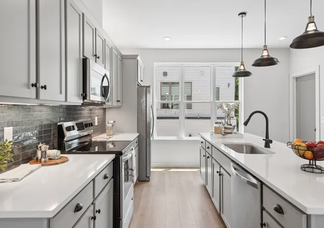 Photo 3 of Townhouse for sale at 344 East Village Ln, Nashville, TN 37216 | MLS# 3526324 | Listing updated on 2026-10-05