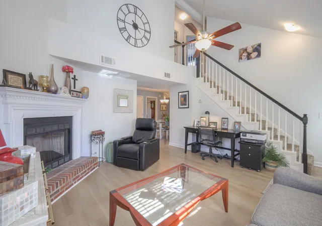 Photo 3 of Single family home for sale at 418 Newbary Ct, Franklin, TN 37069 | MLS# 3526339 | Listing updated on 2026-09-04