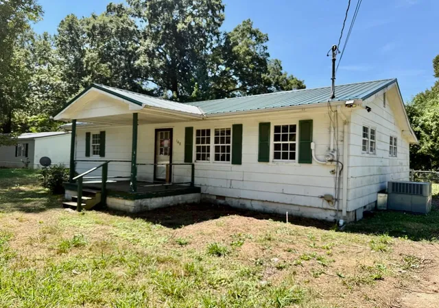 2nd image of 108 Oakwood Dr, Huntland, TN 37345 | MLS# 3526392