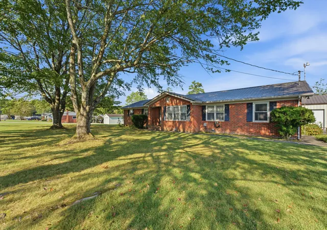 Photo 3 of Single family home for sale at 135 Blakemore Rd, Manchester, TN 37355 | MLS# 3531061 | Listing updated on 2026-09-20