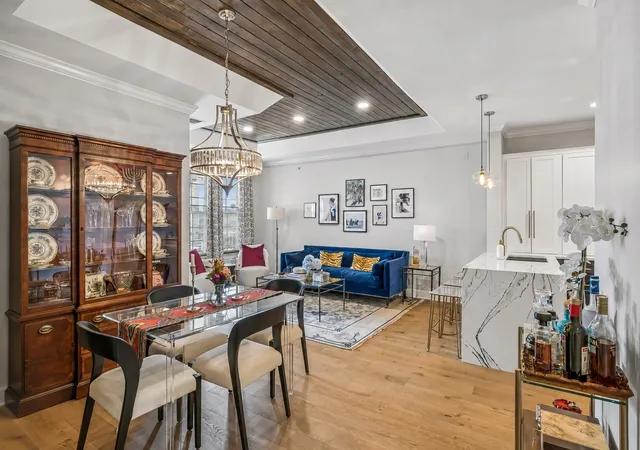 Listing Photo 5 - Condo for sale in building located at 309 Seven Springs Wy, Brentwood, TN 37027 - Unit #403