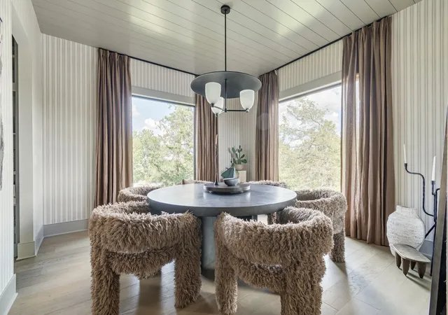 Photo 4 of Single family home for sale at 4505 Shys Hill Rd, Nashville, TN 37215 | MLS# 3528730 | Listing updated on 2026-09-26