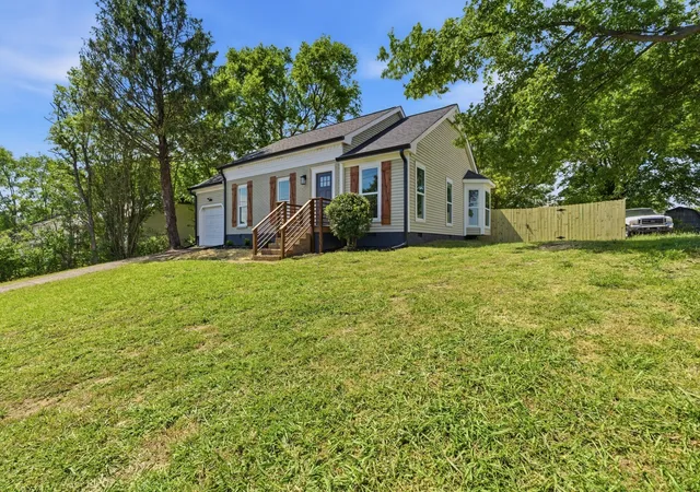 Photo 3 of Single family home for sale at 737 Heritage Dr, Madison, TN 37115 | MLS# 3526416 | Listing updated on 2026-09-01