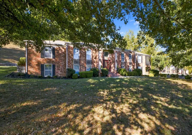 Photo 1 of Single family home for sale at 5424 Forest Acres Dr, Nashville, TN 37220 | MLS# 3527821 | Listing updated on 2026-10-19