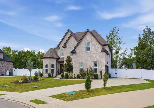 Photo 3 of Single family home for sale at 5406 Vermillion Ct, Christiana, TN 37037 | MLS# 3530204 | Listing updated on 2026-09-04