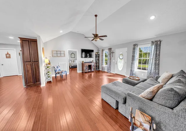 Photo 4 of Single family home for sale at 1288 Mount Olive Rd, Westmoreland, TN 37186 | MLS# 3526539 | Listing updated on 2026-10-05