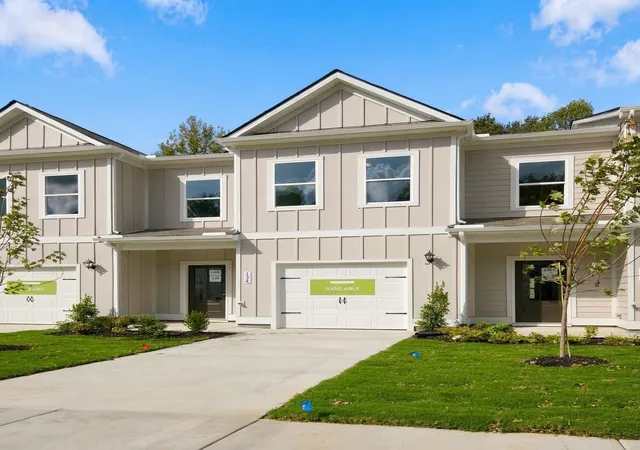 Photo 3 of Townhouse for sale at 134 Ironhorse Way, Dickson, TN 37055 | MLS# 3529268 | Listing updated on 2026-10-05