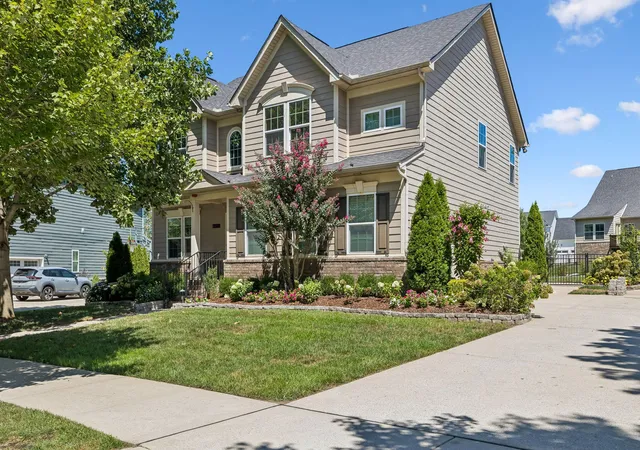 Photo 1 of Single family home for sale at 4009 Mossy Rock Ln, Franklin, TN 37064 | MLS# 3527308 | Listing updated on 2026-09-04
