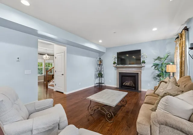 Photo 3 of Single family home for sale at 4009 Mossy Rock Ln, Franklin, TN 37064 | MLS# 3527308 | Listing updated on 2026-09-04
