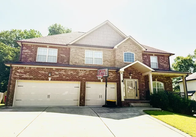 Photo 2 of Single family home for sale at 3145 Timberdale Dr Sw, Clarksville, TN 37042 | MLS# 3527847 | Listing updated on 2026-09-19