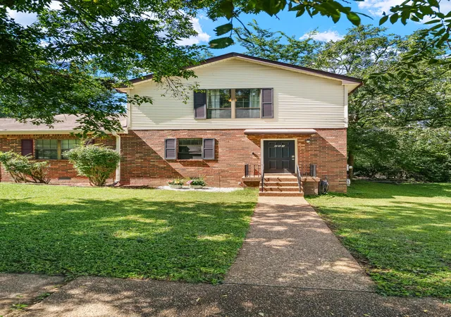 Photo 3 of Single family home for sale at 221 Macfie Dr, Madison, TN 37115 | MLS# 3529286 | Listing updated on 2026-09-08