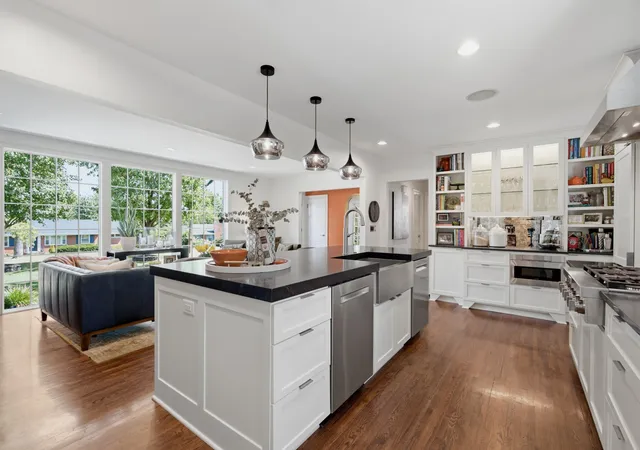 2nd image of 519 Hogan Rd, Nashville, TN 37220 | MLS# 3526620