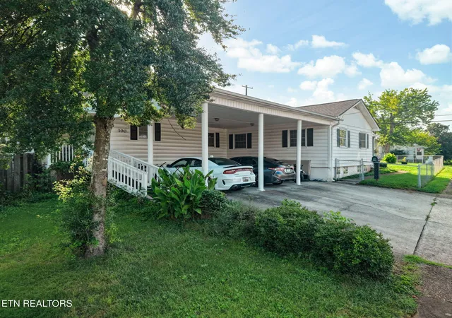 2nd image of 100 Pallas Rd, Oak Ridge, TN 37830 | MLS# 3526641