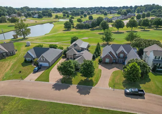 Photo 4 of Single family home for sale at 41 Arbor Greens Cv, Covington, TN 38019 | MLS# 3545264 | Listing updated on 2026-09-21