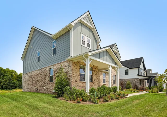 Photo 2 of Single family home for sale at 2046 Riley Park Dr, Franklin, TN 37064 | MLS# 3530410 | Listing updated on 2026-10-08