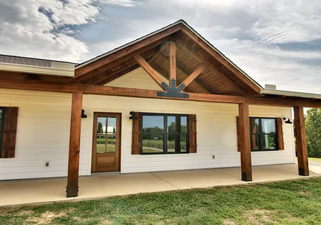 Photo 1 of Single family home for sale at 2044 Womble Ridge Rd, Ethridge, TN 38456 | MLS# 3601707 | Listing updated on 2026-09-27