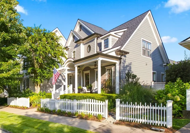 Photo 2 of Single family home for sale at 109 Fitzgerald St, Franklin, TN 37064 | MLS# 3527347 | Listing updated on 2026-09-25