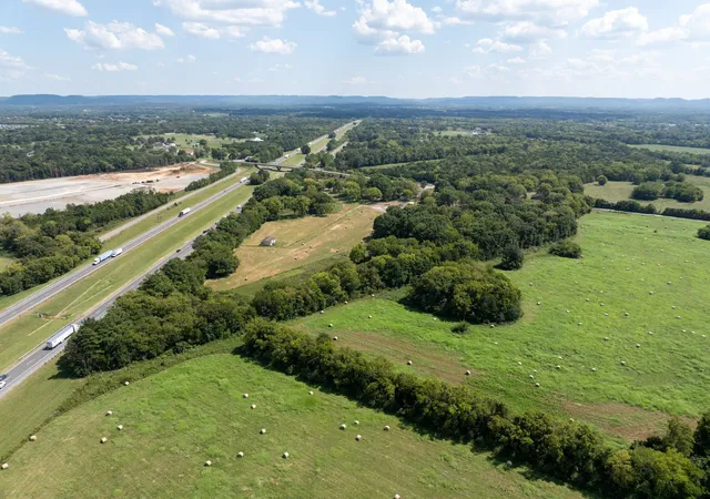 Photo 16 of Manufactured home for sale at 5327 Elam Rd, Murfreesboro, TN 37127 | MLS# 3546556 | Listing updated on 2026-09-12