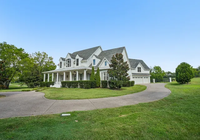 Photo 3 of Sale Pending at 1714 Andrew Crockett Ct, Brentwood, TN 37027 | MLS# 3526932 | Listing updated on 2026-09-01