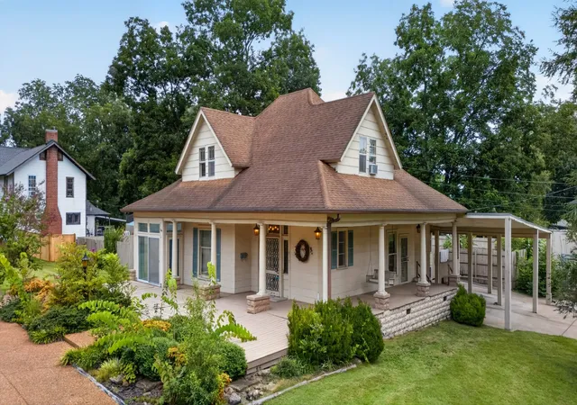 Photo 3 of Single family home for sale at 517 Laurel Ave, South Pittsburg, TN 37380 | MLS# 3527405 | Listing updated on 2026-08-27