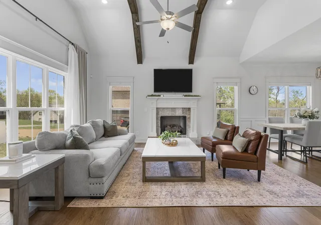 Photo 3 of Single family home for sale at 813 Ridgestone Pl, Lebanon, TN 37087 | MLS# 3526917 | Listing updated on 2026-09-23