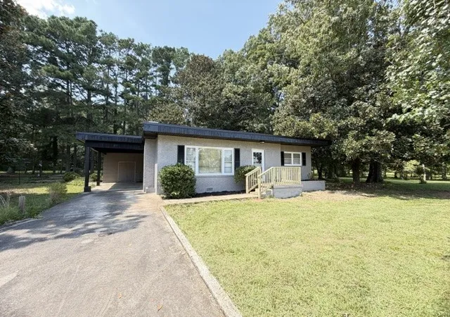 1st image of 242 Main St, Huntland, TN 37345 | MLS# 3526748