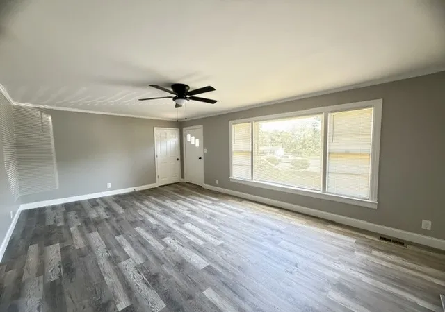 3rd image of 242 Main St, Huntland, TN 37345 | MLS# 3526748