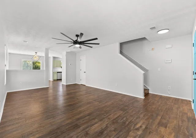 Photo 3 of Single family home for sale at 2879 Creekbend Dr, Nashville, TN 37207 | MLS# 3527544 | Listing updated on 2026-09-02