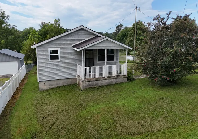 Photo 1 of Single family home for sale at 272 7th Street, Tracy City, TN 37387 | MLS# 3629823 | Listing updated on 2026-10-30