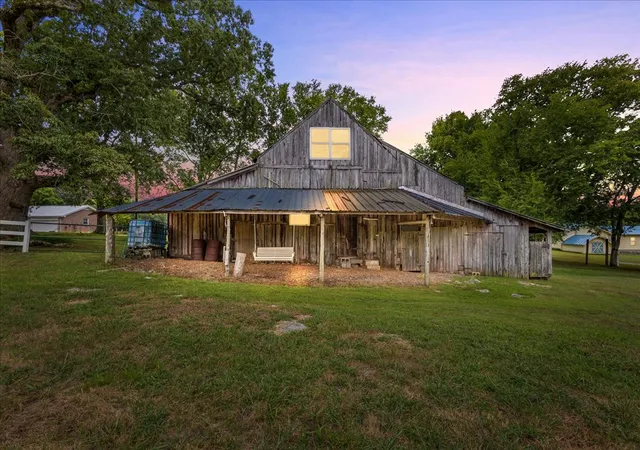 Photo 2 of Sale Pending at 5995 Alvin Sperry Rd, Mount Juliet, TN 37122 | MLS# 3527134 | Listing updated on 2026-09-01