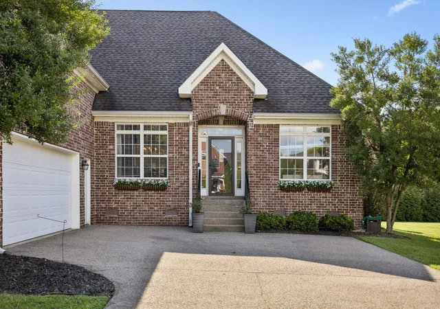 Photo 3 of Single family home for sale at 1631 Fair House Rd, Spring Hill, TN 37174 | MLS# 3528712 | Listing updated on 2026-09-21