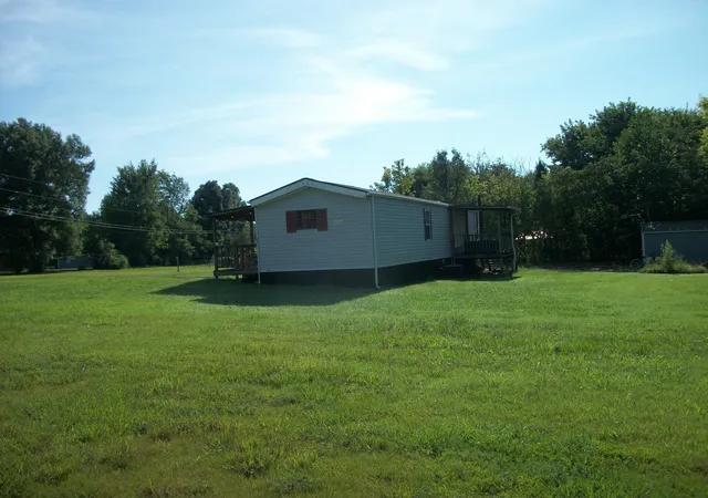 Photo 2 of Manufactured home for sale at 188 Eugene Reed Rd, Woodbury, TN 37190 | MLS# 3526870 | Listing updated on 2026-08-26