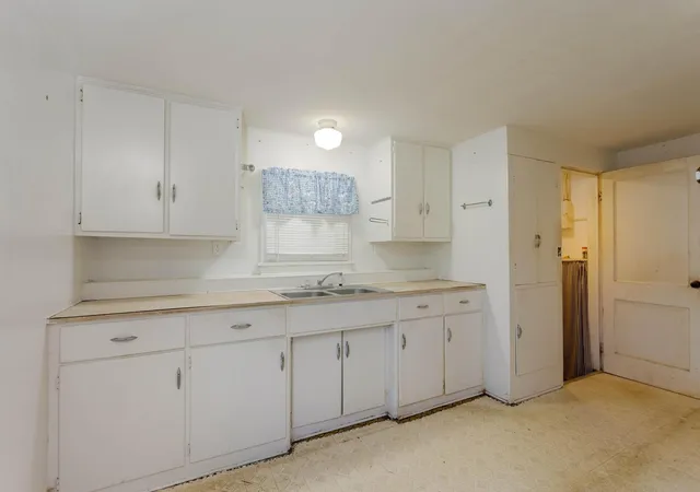 Photo 4 of Single family home for sale at 4924 Wolf Creek Rd, Spring City, TN 37381 | MLS# 3526846 | Listing updated on 2026-08-26