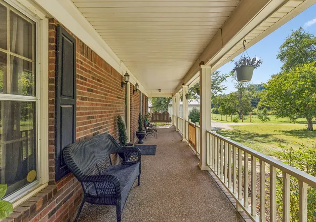 Photo 3 of Single family home for sale at 3087 Valley Creek Rd, Culleoka, TN 38451 | MLS# 3528985 | Listing updated on 2026-08-29