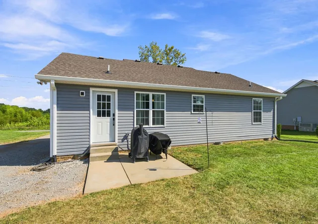 Photo 3 of Single family home for sale at 212 Shaub Rd, Portland, TN 37148 | MLS# 3526919 | Listing updated on 2026-09-26