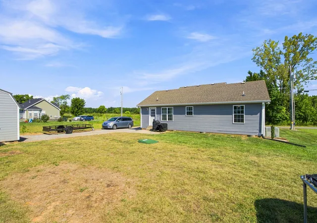 Photo 3 of Single family home for sale at 212 Shaub Rd, Portland, TN 37148 | MLS# 3526919 | Listing updated on 2026-09-26