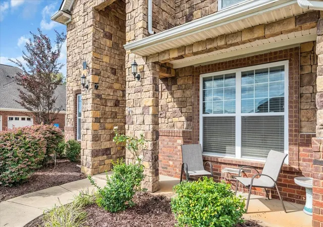 Photo 2 of Single family home for sale at 804 Topaz Dr, Murfreesboro, TN 37128 | MLS# 3610618 | Listing updated on 2026-10-05