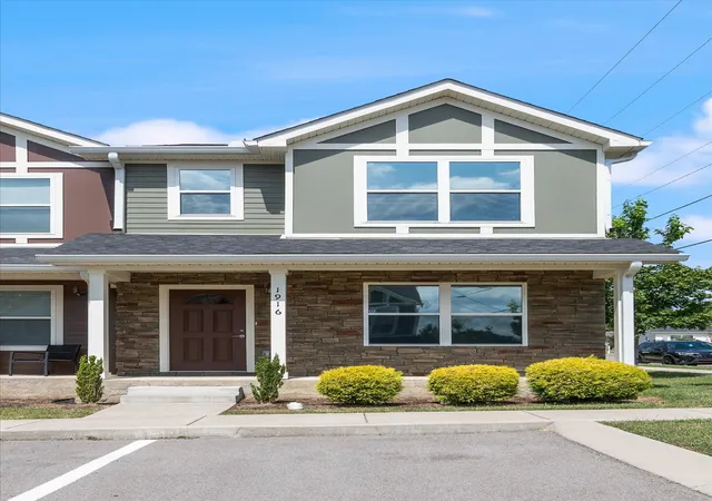 Photo 2 of Townhouse for sale at 1916 Lombardia Ln, Madison, TN 37115 | MLS# 3526937 | Listing updated on 2026-09-16