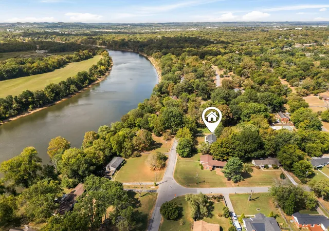 Photo 3 of Single family home for sale at 1113 Berwick Trl, Madison, TN 37115 | MLS# 3603560 | Listing updated on 2026-10-02