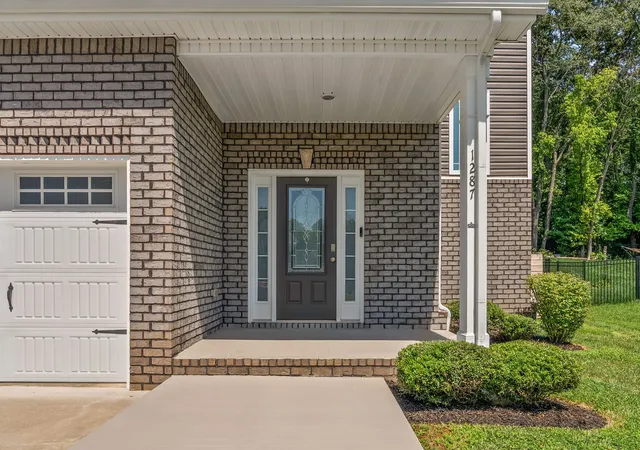 2nd image of 1287 Highgrove Ln, Clarksville, TN 37043 | MLS# 3527999