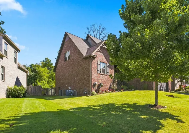 Photo 2 of Single family home for sale at 2561 Hessey Pass, Mount Juliet, TN 37122 | MLS# 3527267 | Listing updated on 2026-10-23