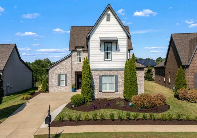 Photo 3 of Single family home for sale at 303 Colt Ave, Mount Juliet, TN 37122 | MLS# 3546290 | Listing updated on 2026-10-05