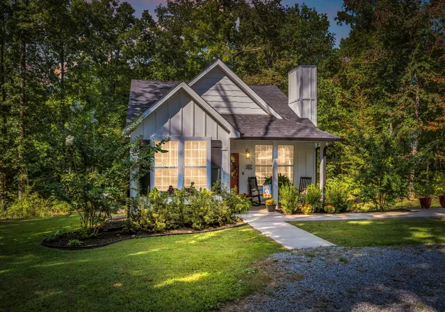 Photo 3 of Single family home for sale at 684 Slaydenwood Rd, Vanleer, TN 37181 | MLS# 3542435 | Listing updated on 2026-09-08