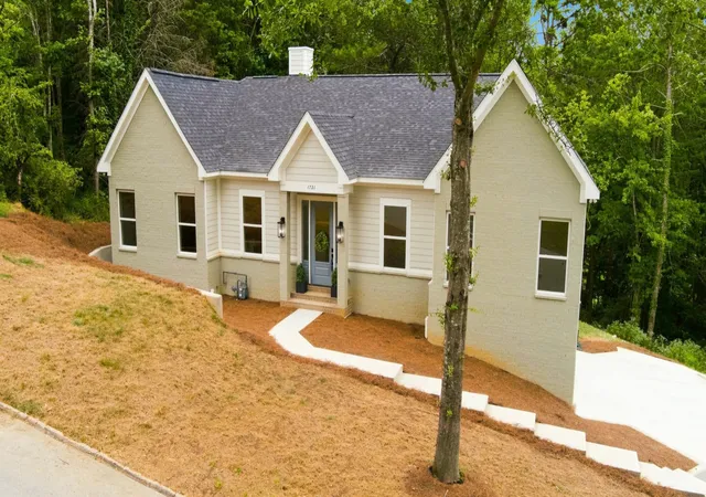 Photo 1 of Single family home for sale at 1721 Starboard Dr, Hixson, TN 37343 | MLS# 3527802 | Listing updated on 2026-10-06