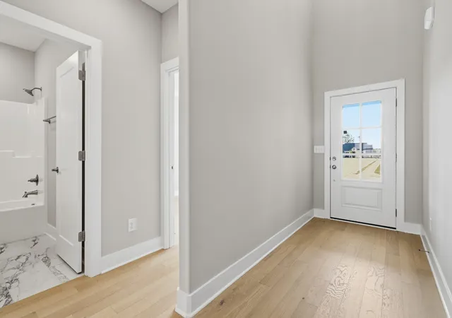 Photo 3 of Single family home for sale at 5561 Sinclair St, Murfreesboro, TN 37127 | MLS# 3527000 | Listing updated on 2026-10-08