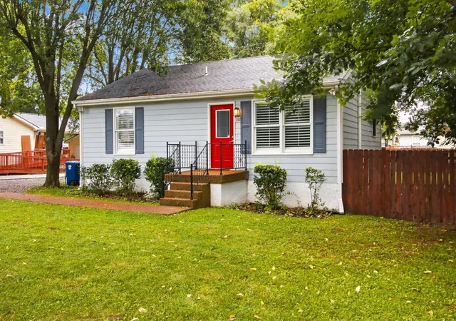 Photo 4 of Single family home for sale at 132 Good Neighbors Rd, Franklin, TN 37064 | MLS# 3541470 | Listing updated on 2026-10-04