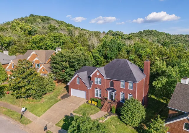 Photo 3 of Single family home for sale at 171 Broadwell Cir, Franklin, TN 37067 | MLS# 3527042 | Listing updated on 2026-09-18